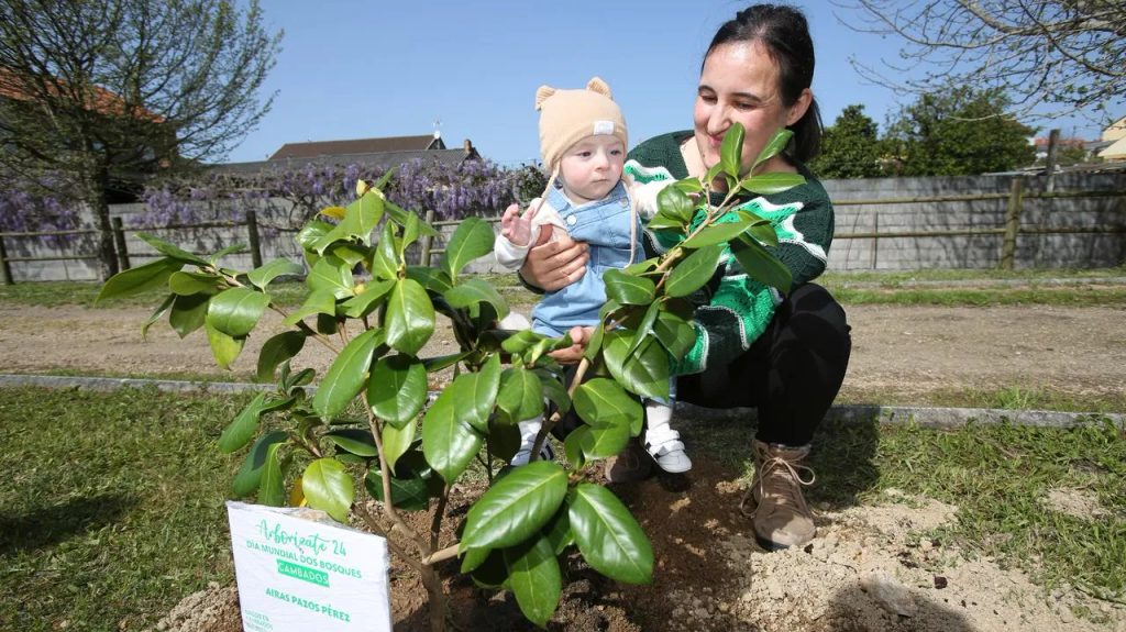 Un nacimiento, un árbol: la propuesta de Malena Galmarini para incrementar las plantaciones en la provincia de Buenos Aires. 