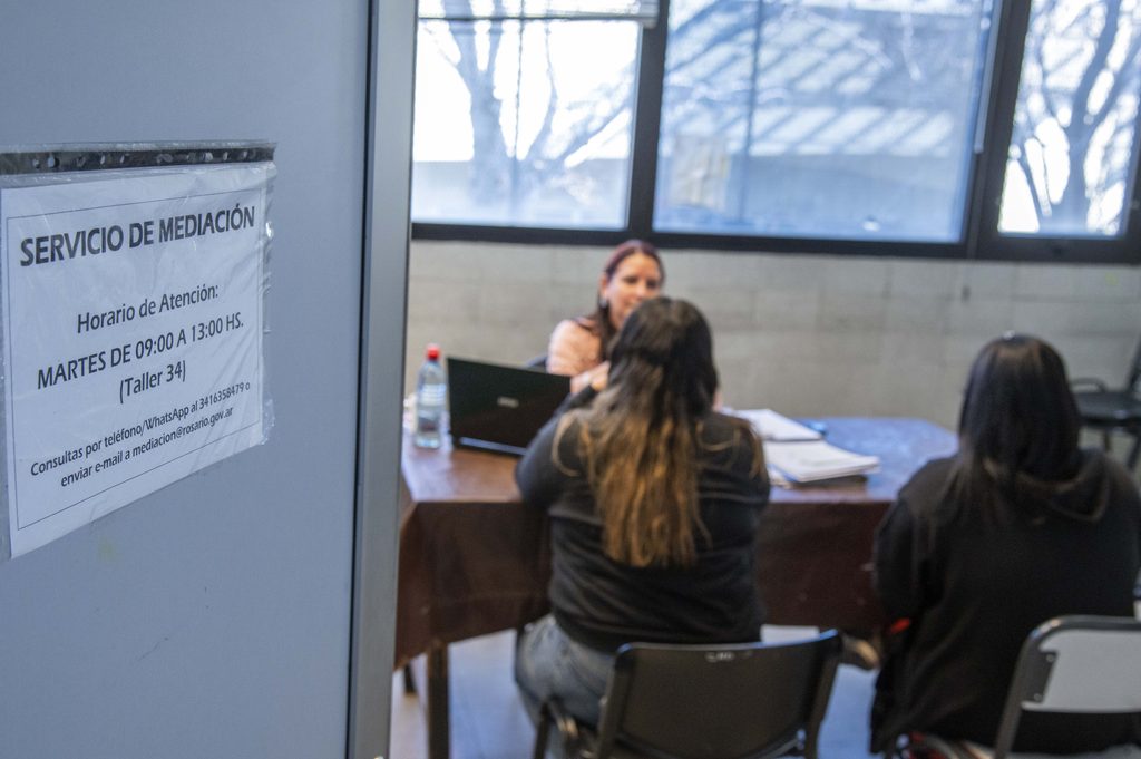La propuesta prevé una nómina de abogados capacitados en Derecho del Consumidor para garantizar asistencia jurídica en los procesos de pequeñas causas.