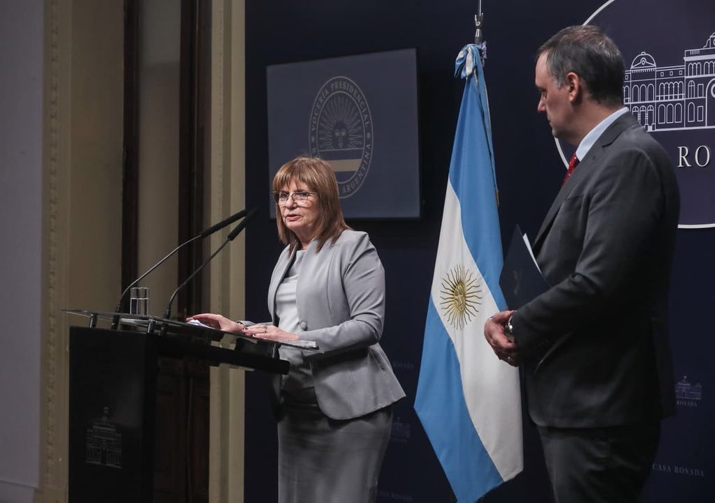En el día de su cumpleaños, Patricia Bullrich habló de una “omisión ética” de Manuel Adorni y profundizó las tensiones en La Libertad Avanza (LLA).