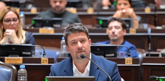 El diputado de Fuerza Patria, Diego Nanni, estalló contra un sector de la oposición que bloqueó una importante partida de fondos para los municipios.