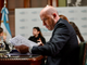 Impulsan un mecanismo para trasparentar las transferencias discrecionales a los municipios El senador bonaerense de Hechos, Marcelo “Chuby” Leguizamón, impulsa un mecanismo para transparentar las transferencias discrecionales del Ejecutivo provincial a los municipios.