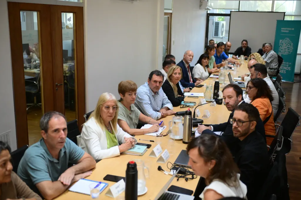 Paritarias: la Provincia sigue sin ofrecerle un aumento a los estatales bonaerenses. 