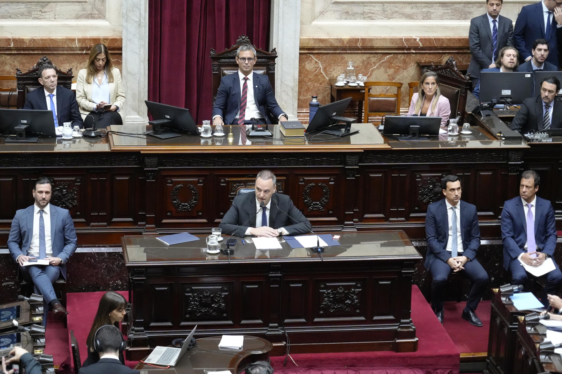 La primera y única vez que Adorni presentó un informe de gestión fue el pasado 26 de abril de 2026, en la Cámara de Diputados. 