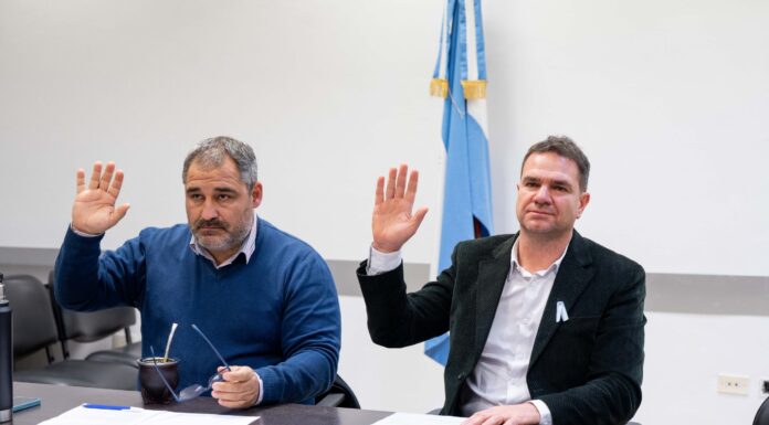 La comisión de Transporte pisó el acelerador y despachó proyectos contra el ajuste ferroviario El diputado Roberto Vázquez reactivó la comisión de Transporte y avanzó con proyectos contra la política ferroviaria nacional.