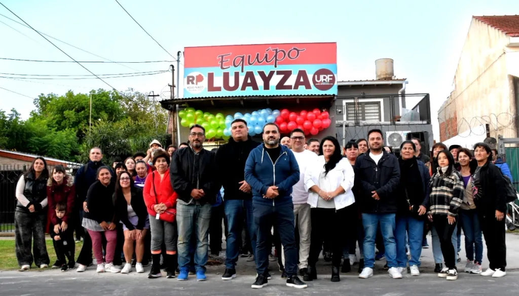 Luayza profundizó su agenda territorial en Berazategui e hizo hincapié en el impacto de la crisis industrial en el distrito.