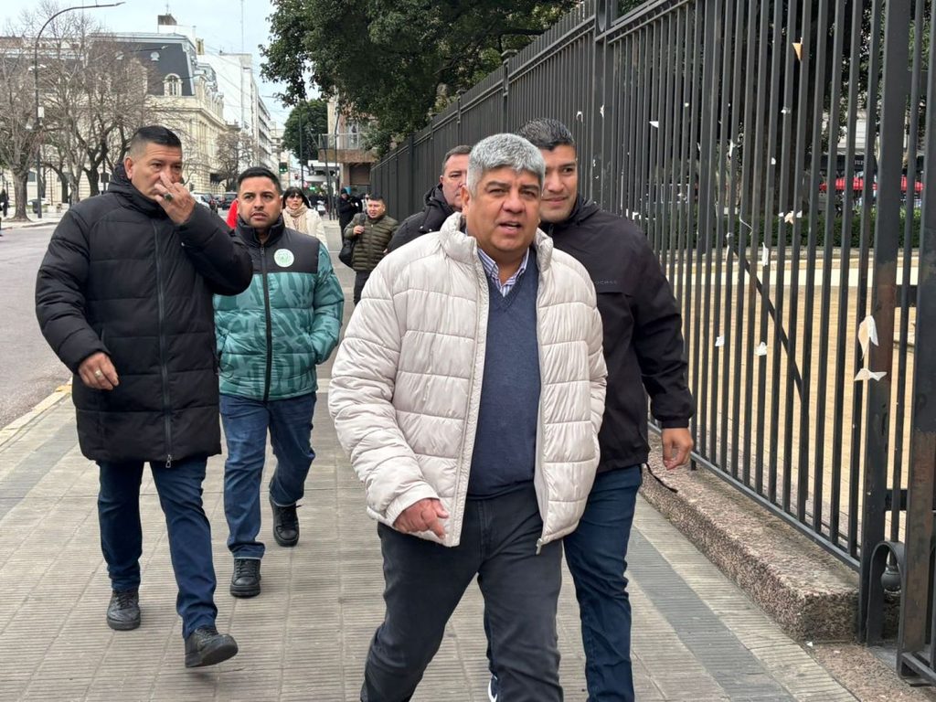 Pablo Moyano respaldó a Axel Kicillof y llamó a ordenar al peronismo detrás de una propuesta unificada.