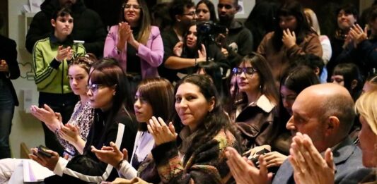 Mónica Macha presentará un proyecto para incorporar la violencia digital como una forma específica de agresión por motivos de género.