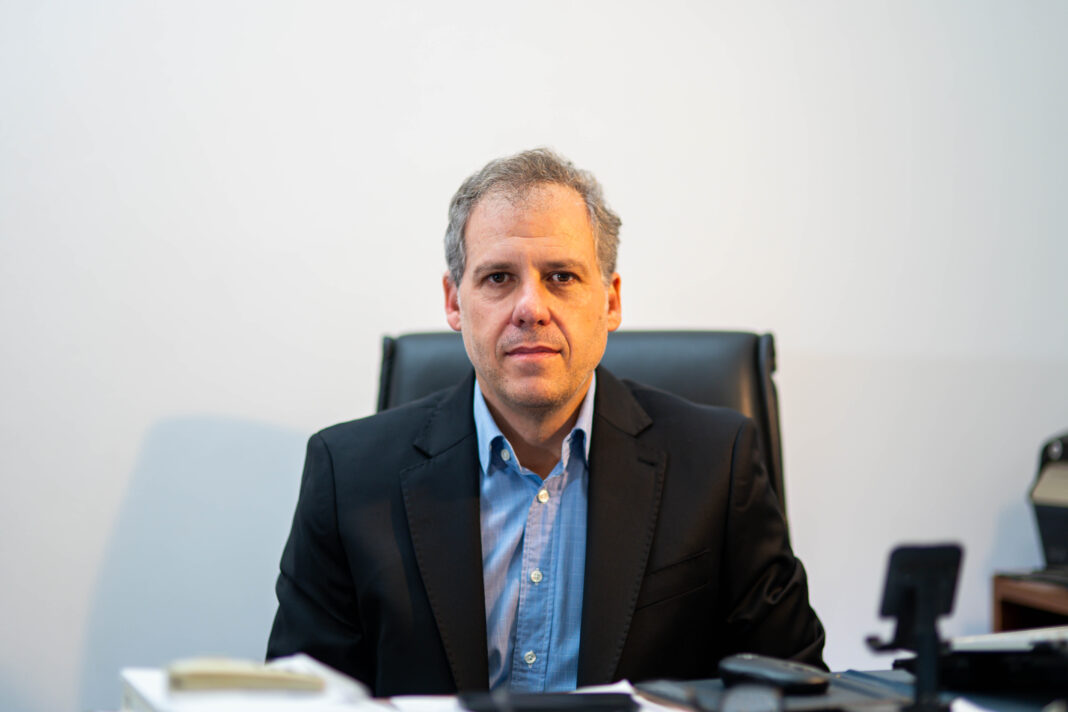 El senador del PRO, Juan Manuel Rico Zini, reclamó respuestas de la Provincia por el estado de los servicios de Pediatría del hospital de Pergamino.