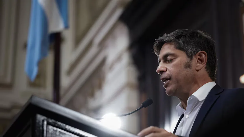 Axel Kicillof presentó varias de las leyes que había prometido en marzo, ante la Asamblea Legislativa.
