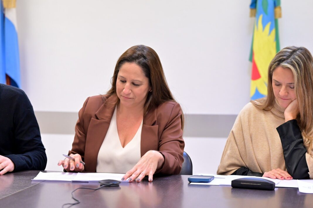 La diputada libertaria Analía Corvino encabezó la primera reunión de la comisión de Asuntos Agrarios y alertó que el campo 