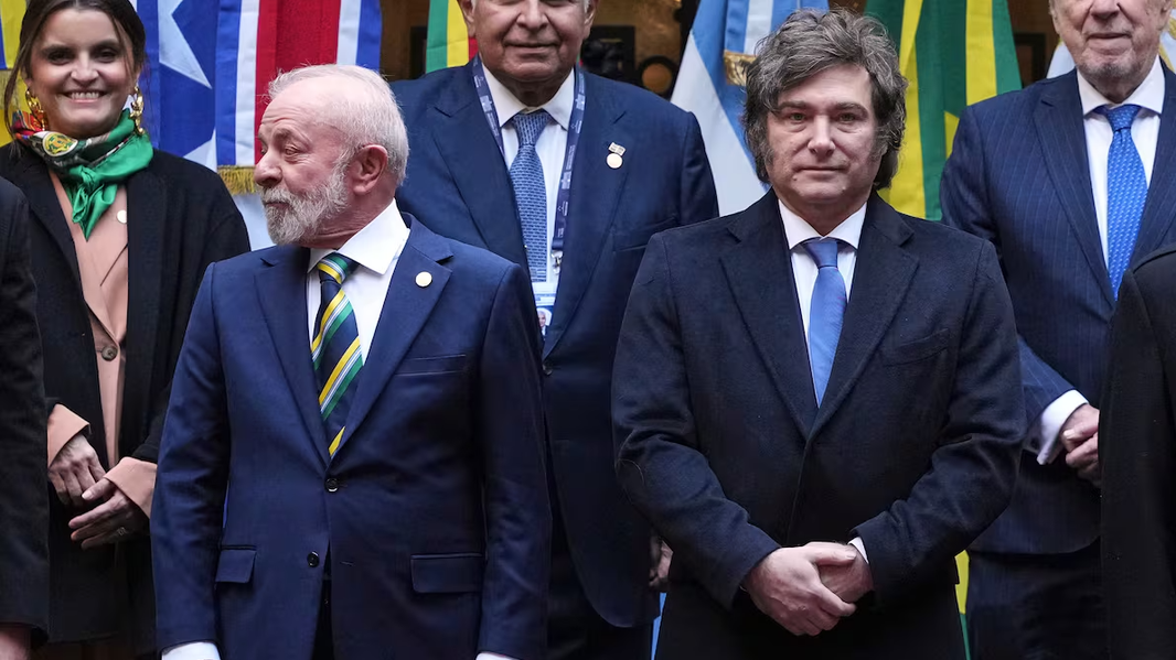 El presidente, Javier Milei, participará de la cumbre de jefes de Estado del Mercosur que se realizará en Asunción, Paraguay.