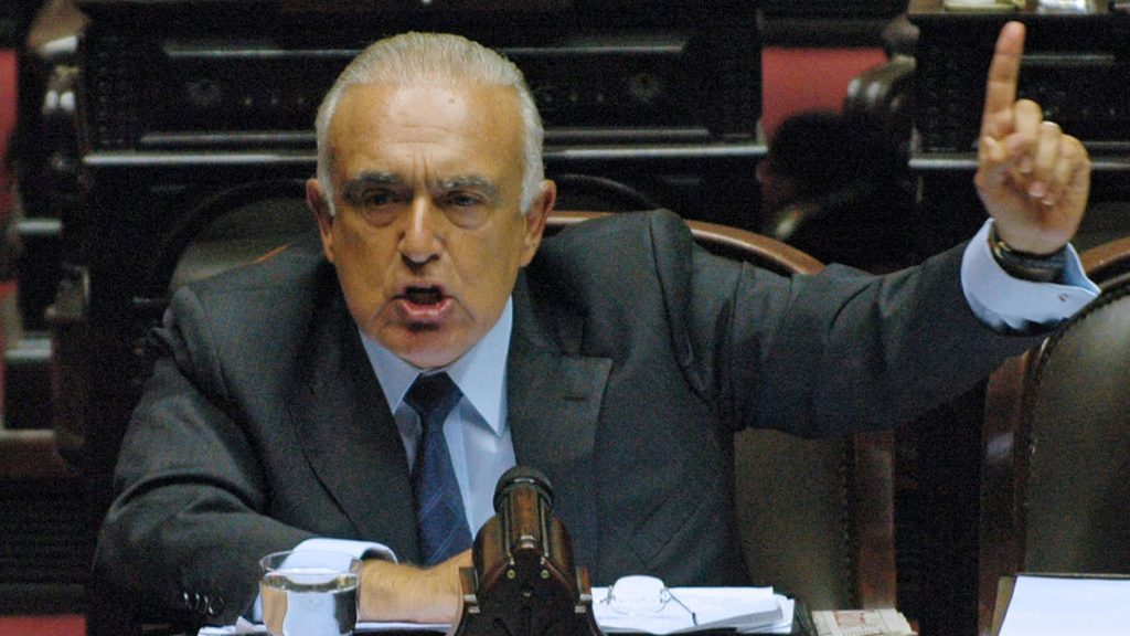 Carlos Ruckauf, el último gobernador de la provincia de Buenos Aires nacido en un municipio bonaerense.