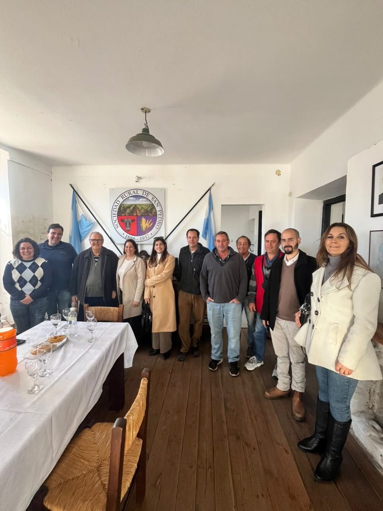 Corvino se reunió con representantes de las sociedades rurales de San Pedro, Baradero y San Nicolás. 