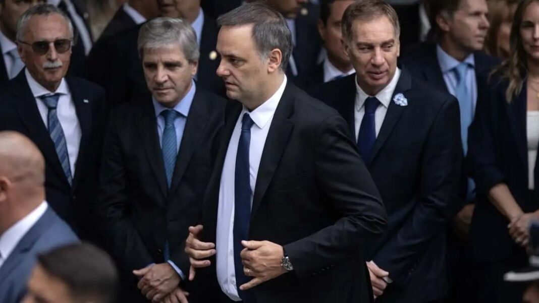 El enroque en la Jefatura de Gabinete entre Adorni y Santilli también tuvo su repercusión en la Legislatura. Qué pasa con el santillismo y el gran perdedor libertario.
