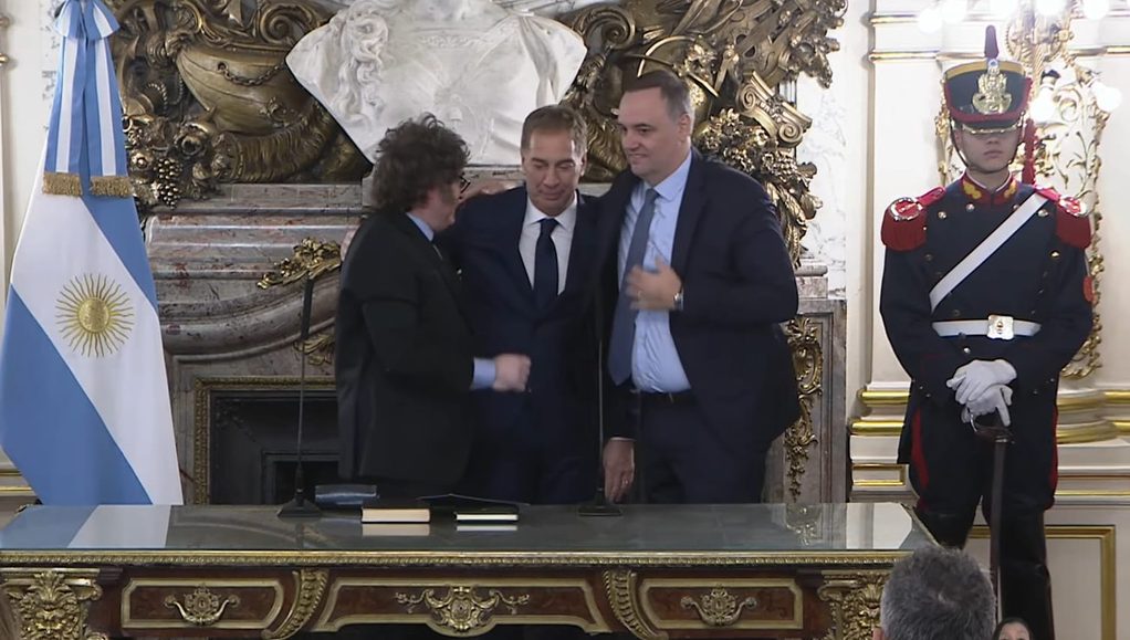 Tras la salida de Adorni del Gobierno, Diego Santilli asumió como jefe de Gabinete y sumó poder con la incorporación del Ministerio del Interior a su nueva órbita. 