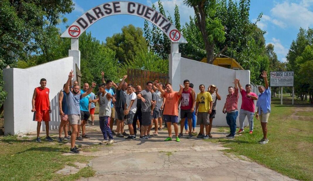 El diputado bonaerense, Valentín Miranda, advirtió la falta de actualización de las becas que otorga SEDRONAR a las comunidades terapéuticas.