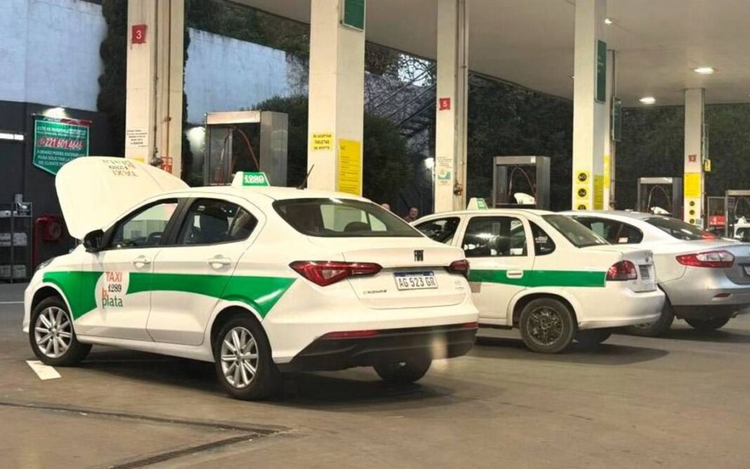 El sindicato que nuclea a los taxistas de La Plata le presentará un proyecto al municipio para evitar futuros cortes en el expendio de GNC para el sector de transporte de pasajeros.