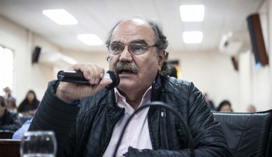 El senador del PRO Jorge Schiavone cuestionó la interna del oficialismo bonaerense y defendió el modelo de gestión que impulsa Mauricio Macri.