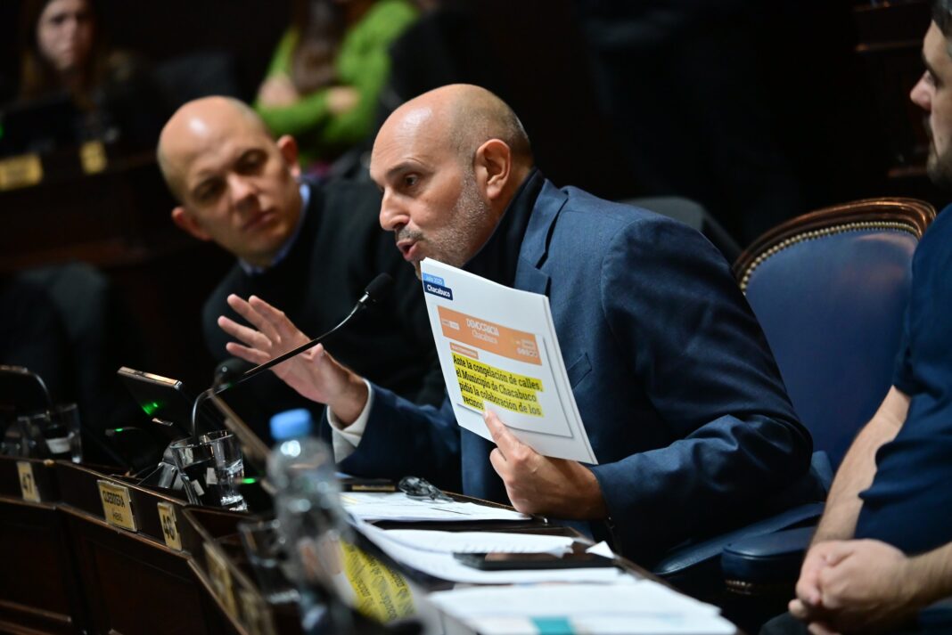 Legisladores bonaerenses referenciados en el Frente Renovador salieron este lunes con los tapones de punta por el mal estado de las rutas nacionales.