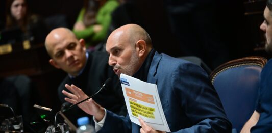 Legisladores bonaerenses referenciados en el Frente Renovador salieron este lunes con los tapones de punta por el mal estado de las rutas nacionales.