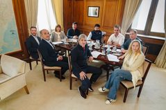 Karina Milei encabezó este miércoles una nueva reunión de la mesa política del Gobierno para analizar la estrategia parlamentaria de proyectos claves para el Gobierno.
