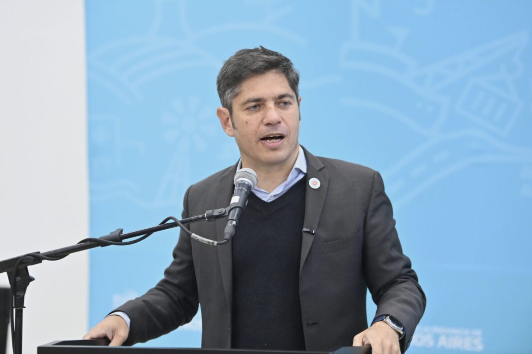 Post Mundial de Futbol, el gobernador bonaerense, Axel Kicillof, planea encabezar una gira por el interior del país a fin de apuntalar su proyección de cara al 2027.