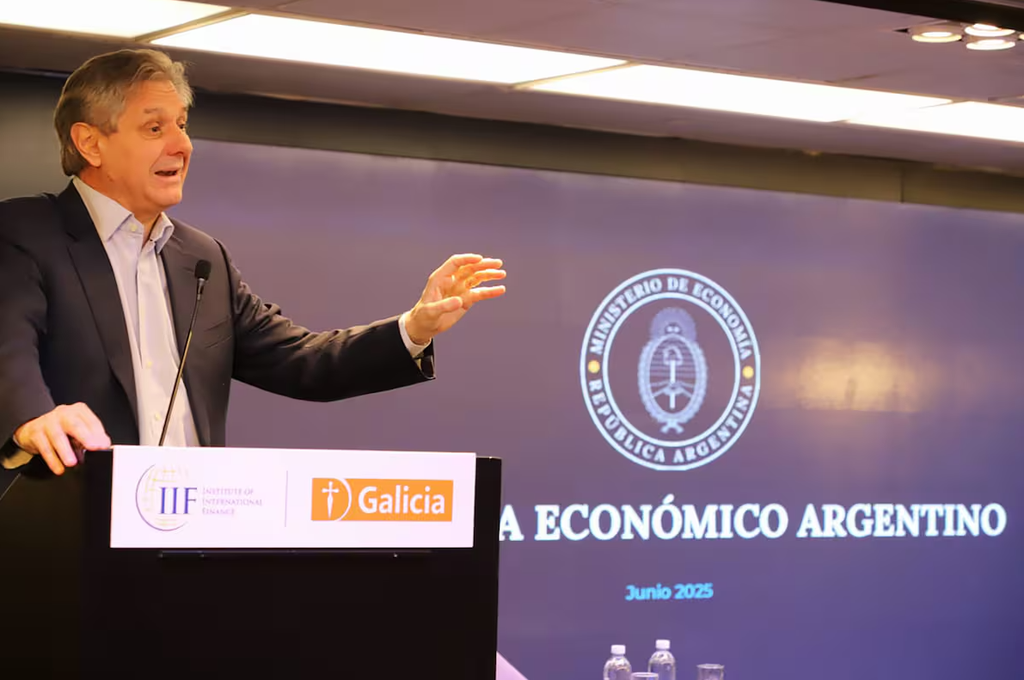 El viceministro de Economía, José Luis Daza, reconoció que una parte de la población todavía no percibe los efectos del programa en la actividad económica.