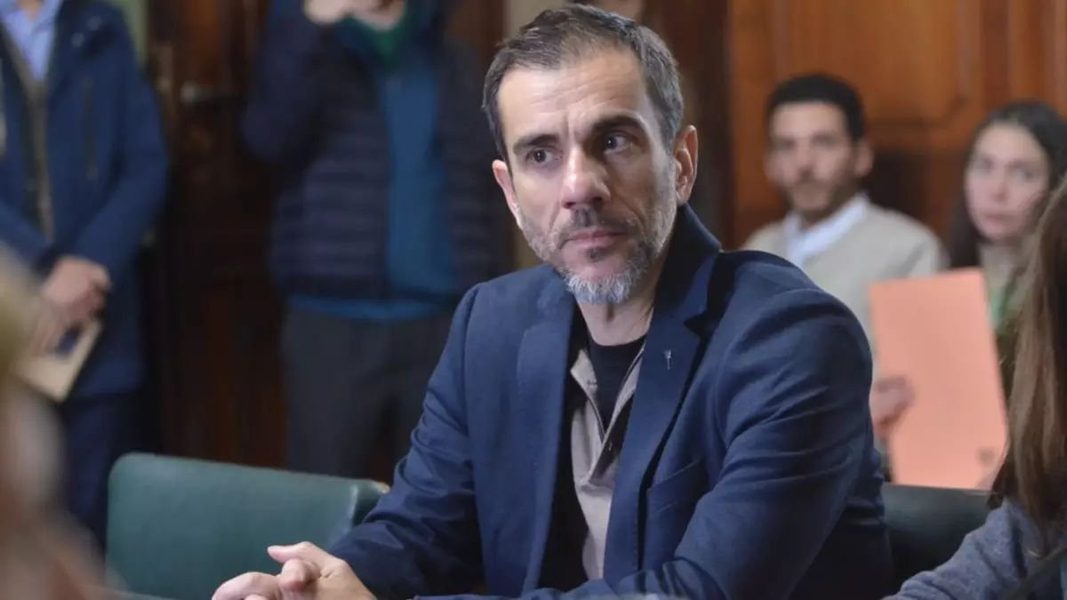 El jefe del bloque del PRO en el Senado bonaerense, Pablo Petrecca, trazó el camino que debe seguir la provincia de Buenos Aires.