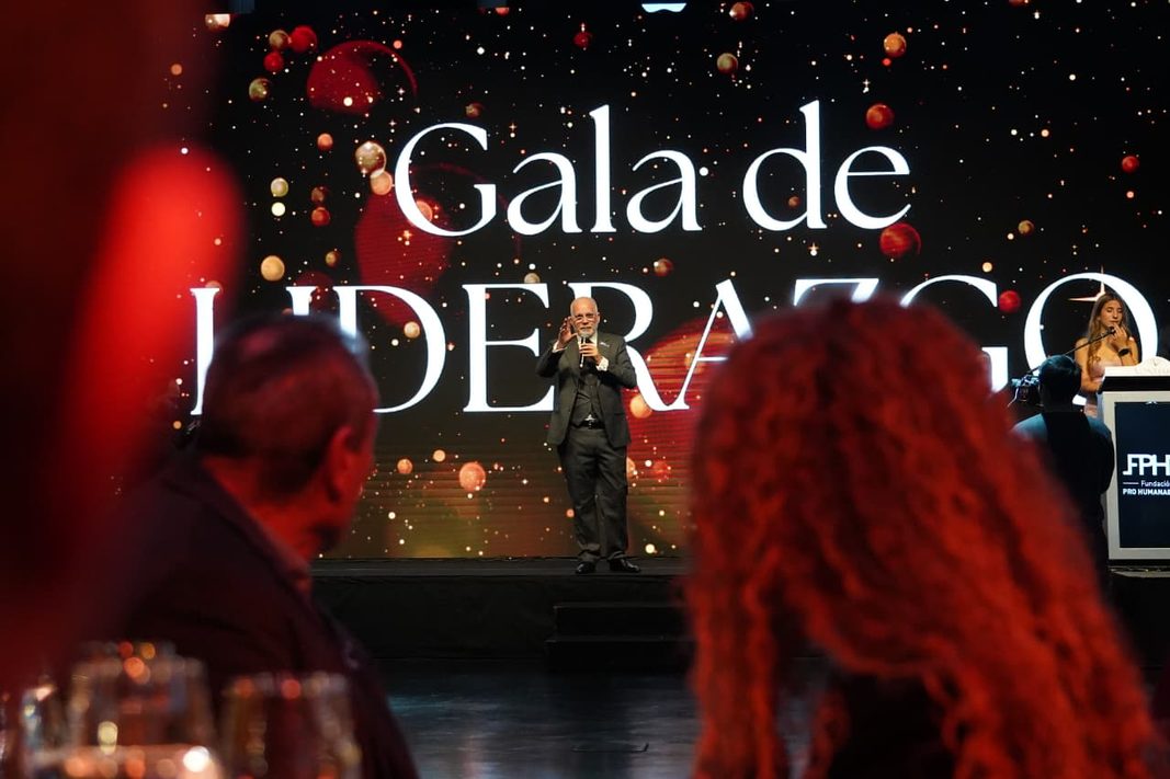 La Gala de Liderazgo de la Fundación Pro Humanae Vitae reunió en La Plata a más de 500 referentes políticos, académicos y empresariales.