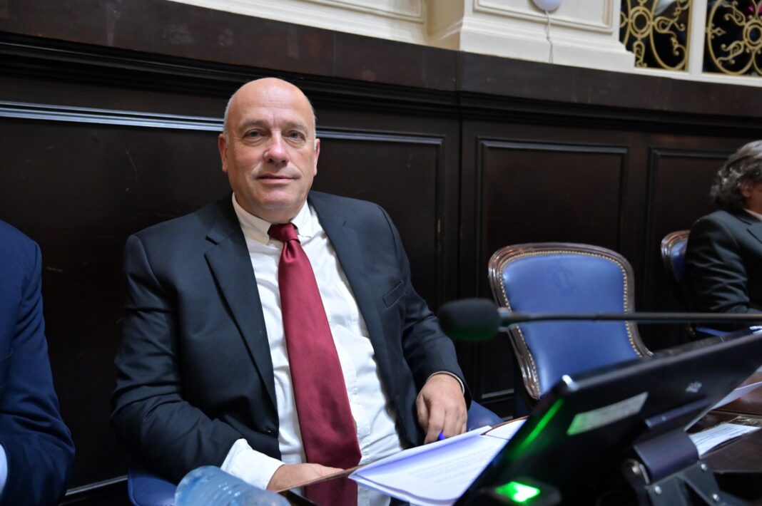 El titular del bloque de la Coalición Cívica de la Cámara baja, Andrés de Leo, celebró la sanción de la reforma jubilatoria especial para los veteranos de Malvinas.