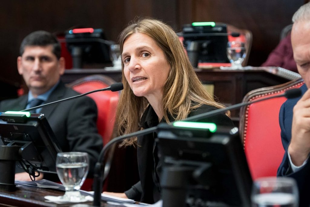 La senadora marplatense, Fernanda Raverta, promueve un plan estratégico para visibilizar los productos y platos de cada distrito.