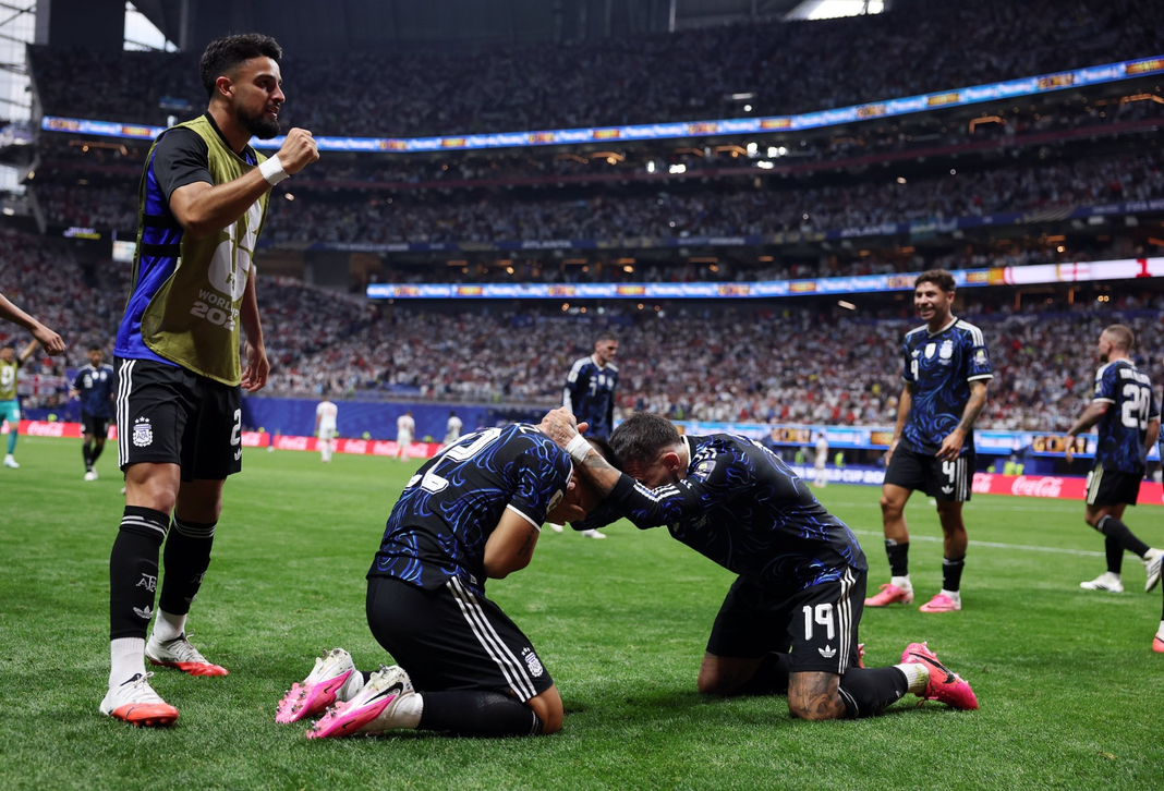 Legisladores bonaerenses dieron rienda suelta a su emoción por el triunfo frente a Inglaterra y el pase a la final del Mundial. En paralelo, enfatizaron el reclamo por la soberanía de Malvinas.
