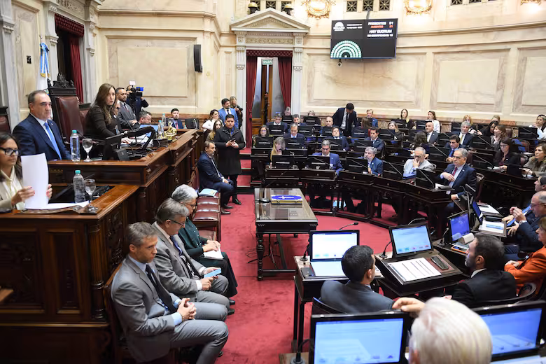 El Senado buscará debatir este jueves la ley de propiedad privada y una serie de pliegos judiciales, en medio de dudas por el quórum.