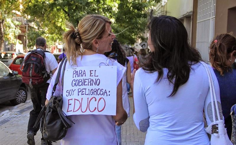 La titular de Género de Suteba Multicolor, Natalia Hernández reclamó que las licencias se adapten a las necesidades de cada víctima y cuestionó el límite de 35 días.