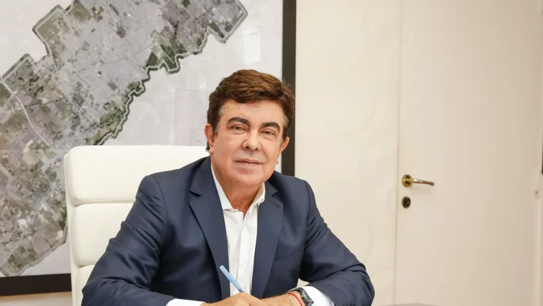 La Justicia revocó el sobreseimiento de Fernando Espinoza en la causa por presunto abuso sexual y lleva al intendente a juicio oral.