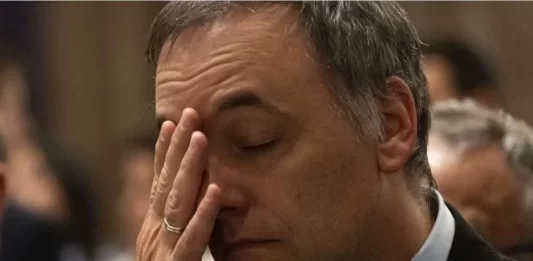 Un informe de la Justicia arrojó inconsistencias en el crecimiento patrimonial del ex jefe de Gabinete, Manuel Adorni, que deberá brindar explicaciones tras las vacaciones de invierno.