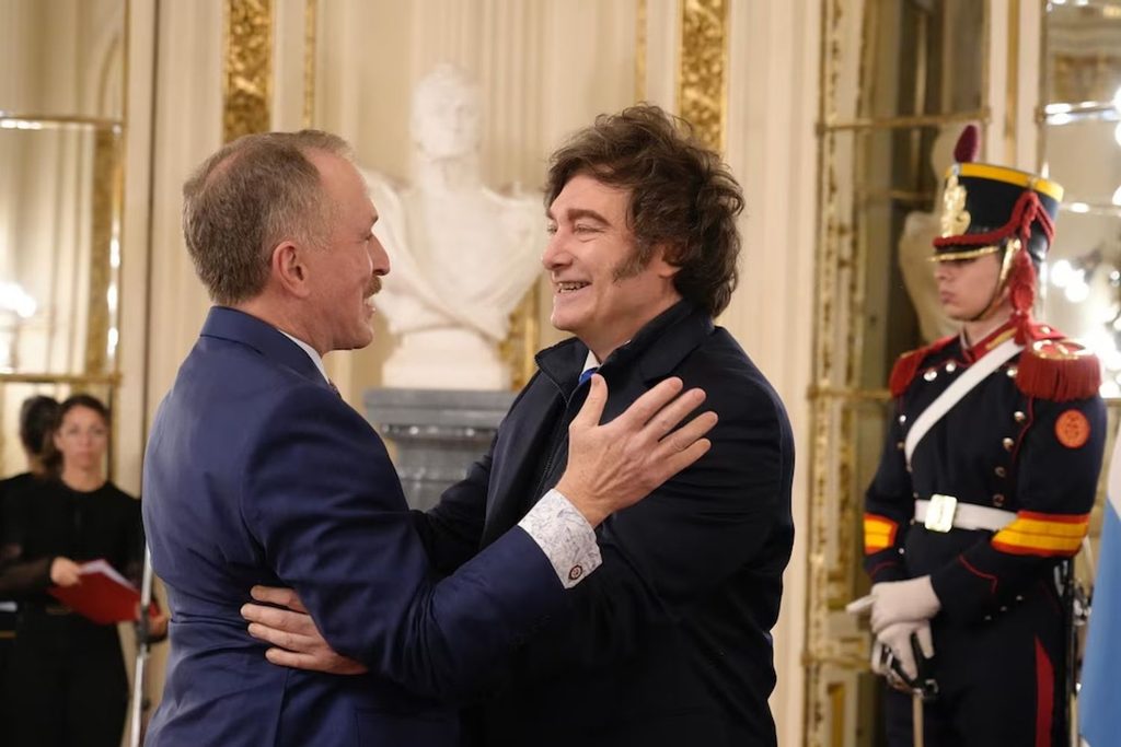 Encuentro Bullrich-Lamelas: el embajador de EE.UU. elogió la gestión de Milei y sigue con atención la agenda parlamentaria del Congreso.