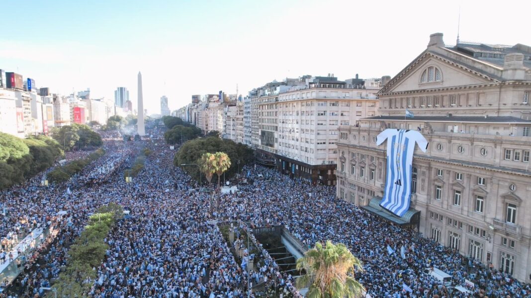 El Gobierno nacional prepara un amplio operativo de seguridad para el regreso de la Selección Argentina y analiza un posible paso por Casa Rosada, cualquiera sea el resultado del domingo.