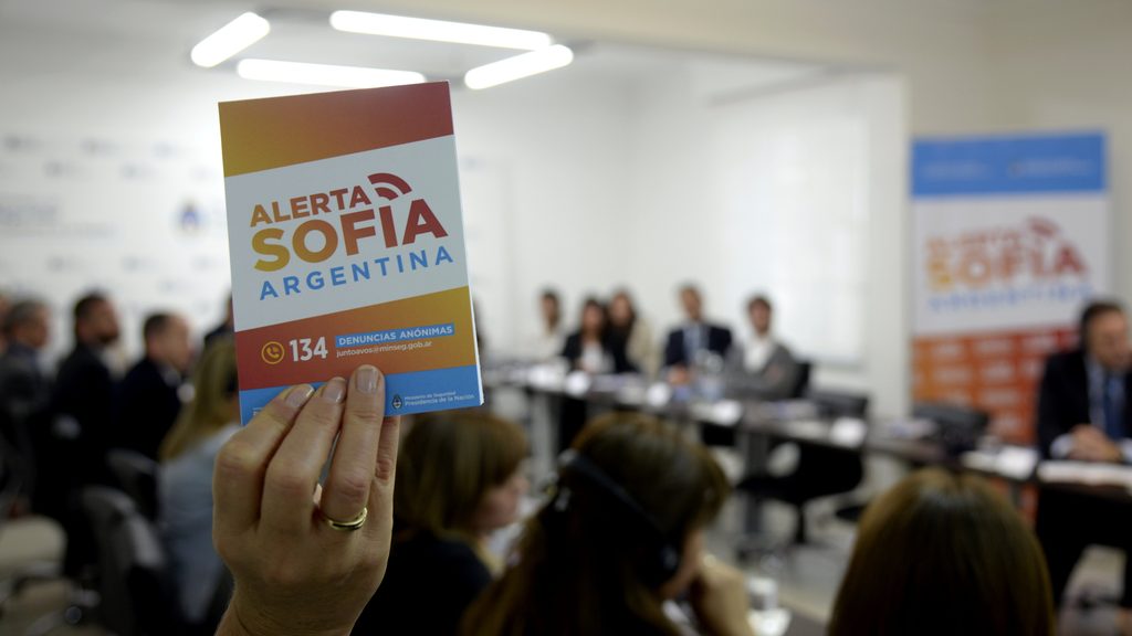 La diputada de Fuerza Patria, Silvina Nardini, busca implementar un sistema bonaerense similar a la Alerta Sofía para personas vulnerables desaparecidas. 