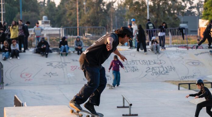 Impulsan una ley para que los municipios promuevan espacios más seguros para practicar deportes al aire libre Luis Vivona volvió a presentar su proyecto para promover espacios más seguros para los deportes al aire libre en todos los municipios de la Provincia.