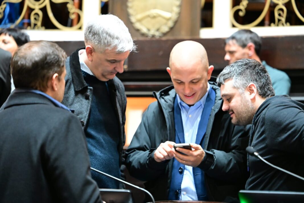 El diputado bonaerense de Fuerza Patria, Facundo Tignanelli, presentó tres leyes para modificar ciertos aspectos del Poder Judicial.