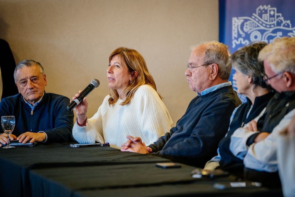 La diputada del bloque UCR + Cambio Federal, Silvina Vaccarezza, cuestionó la falta de una agenda de largo plazo para el sector agropecuario.