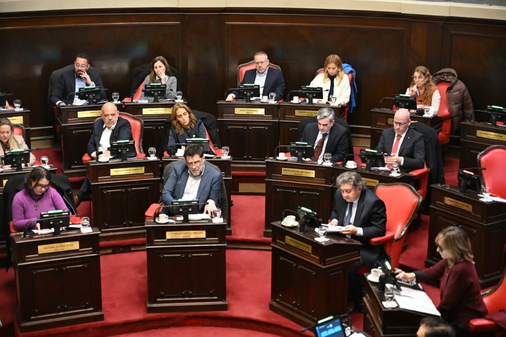 La Libertad Avanza presentó un proyecto para flexibilizar la venta de bebidas alcohólicas en todo el territorio bonaerense.