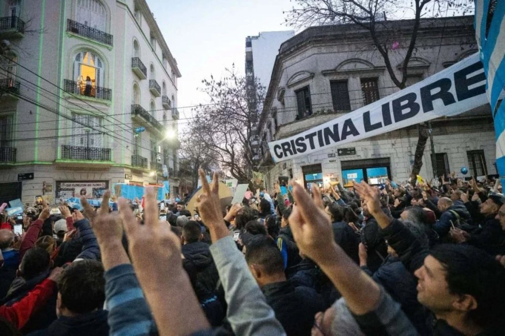 A más de 400 días de su detención, Cristina Kirchner anunció que acudirá al Comité de Derechos Humanos de las Naciones Unidas.