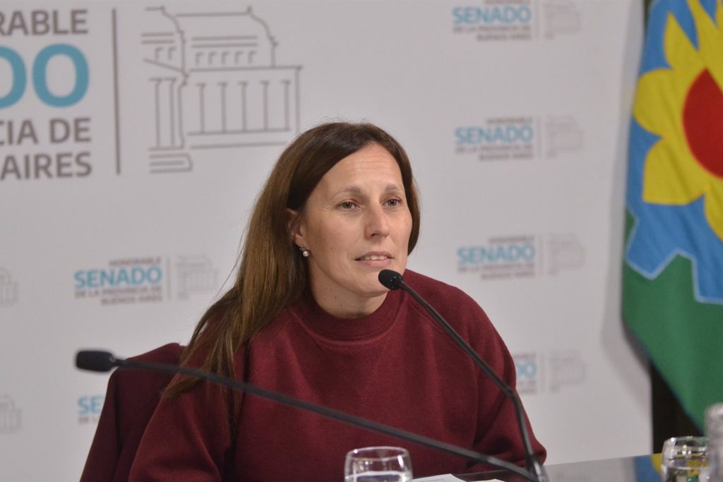 Analía Balaudo puso bajo la lupa el impacto pedagógico y operativo del nuevo régimen académico.