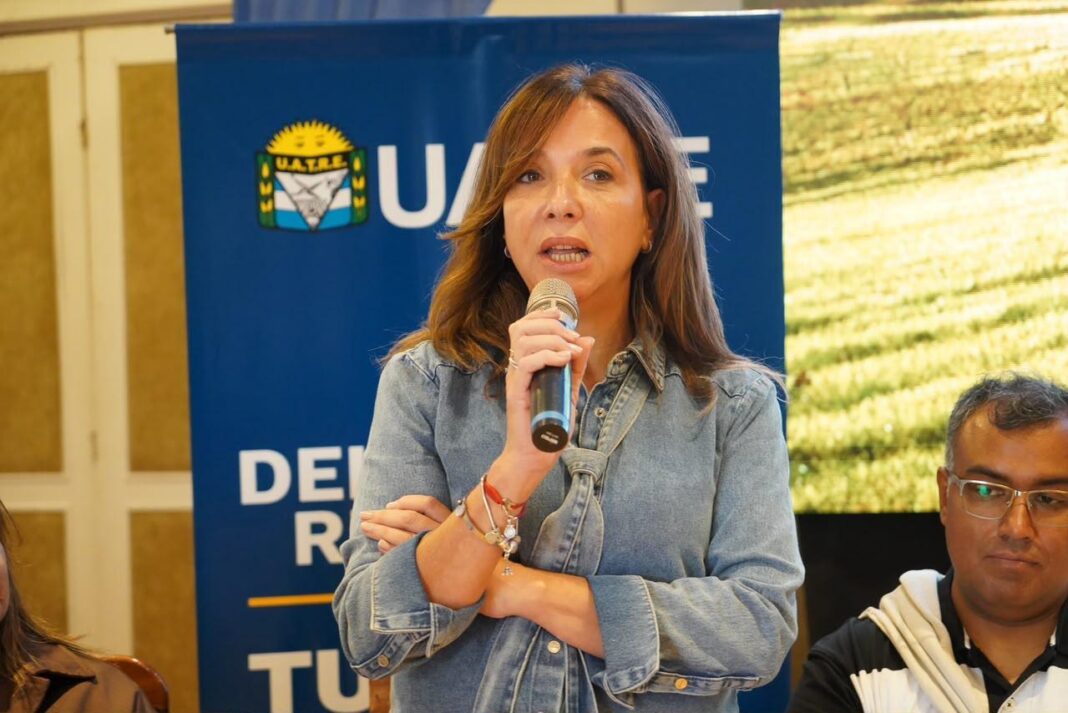 La referente política de la UATRE, Natalia Sánchez Jauregui, suscribió al acuerdo paritario para los trabajadores rurales, aunque advirtió que no alcanza para recomponer el poder adquisitivo.