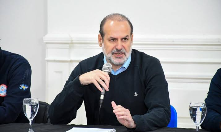 Federico Susbielles recibirá a Julio Alak en Bahía Blanca para firmar un convenio de fortalecimiento con La Plata. 