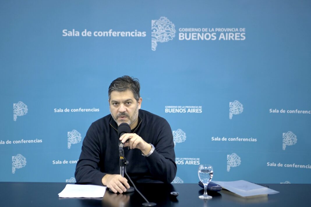 El ministro de Gobierno, Carlos Bianco, se refirió a la noticia de La Nación sobre una supuesta ley del peronismo para crear más bancas en la Legislatura.