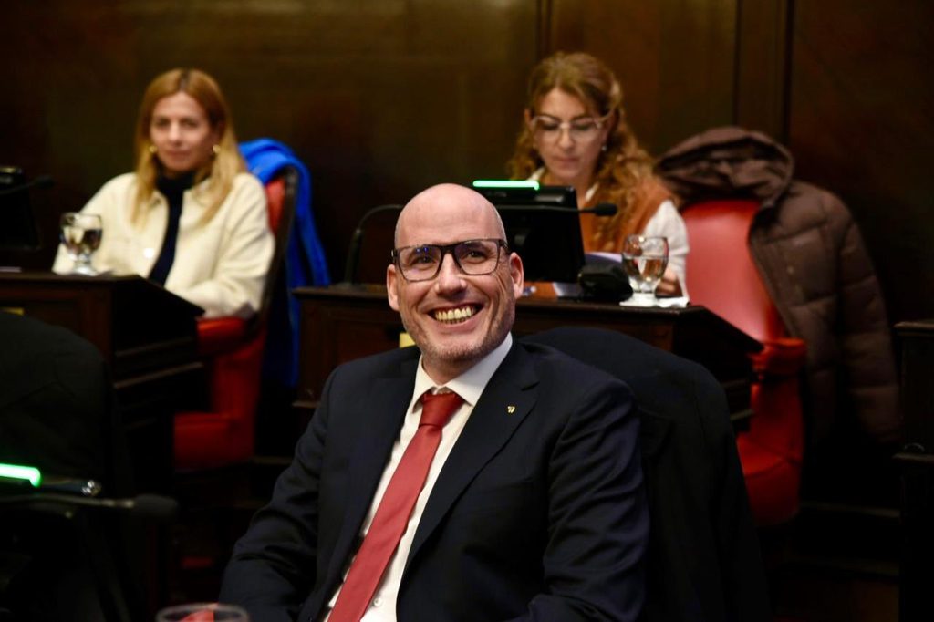 El legislador de Hechos, Marcelo Leguizamón, volvió a ser el más activo del Senado bonaerense.