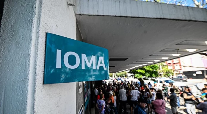 El PRO criticó la deuda del IOMA con los municipios: “Kicillof no explica cómo revertirla” El diputado bonaerense del PRO, Fernando Rovello, expresó su profunda preocupación por la deuda que acumula el IOMA con los hospitales municipales y las prestadoras.